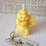 2 Bee Poured Candles 5,5cm x 4cm