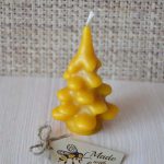 2 Spruce Poured Candles 7,5cm x 4cm